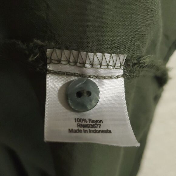a.n.a A New Approach Women’s 100% Rayon Roll Sleeves Relaxed Olive Green Size XS - Picture 6 of 7
